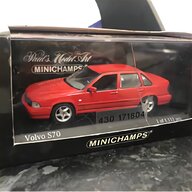 minichamps 1 18 ford for sale