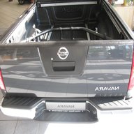 tailgate nissan for sale