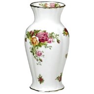 royal albert old country roses vase for sale