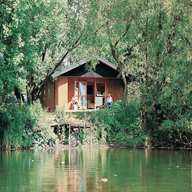 lakeside lodges for sale