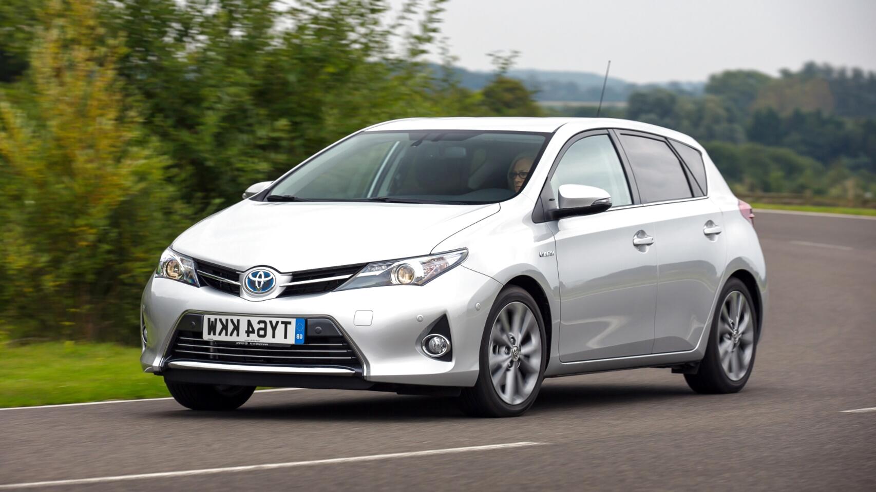 Toyota Auris 2013 for sale in UK View 61 bargains