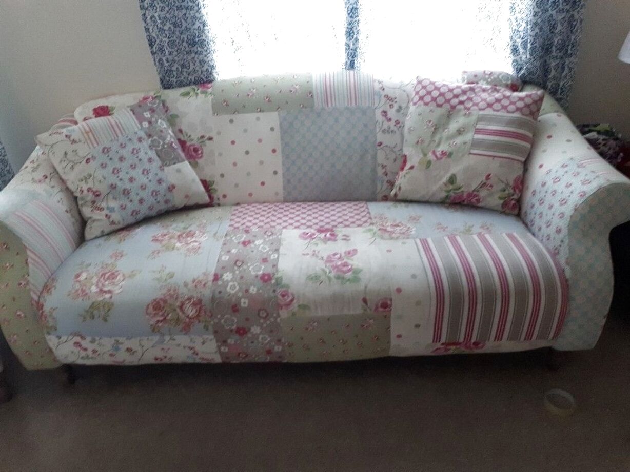 Dfs Doll Sofa For Sale In Uk 4 Used Dfs Doll Sofas