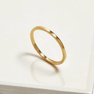 9ct gold ring for sale